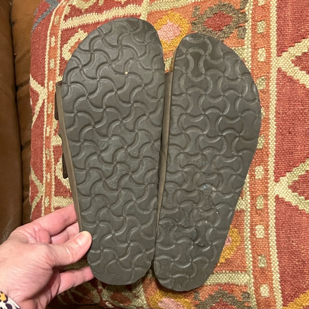 SOLD!! Sz 38 (7.5) ladies Birkenstock Arizona Sandals Mocha - Picture 8 of 13